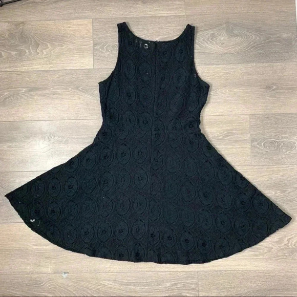 Anthropologie BB Dakota Renley Mini Dress Lace Fit & Flare Black Lace Size 10 - Picture 15 of 16